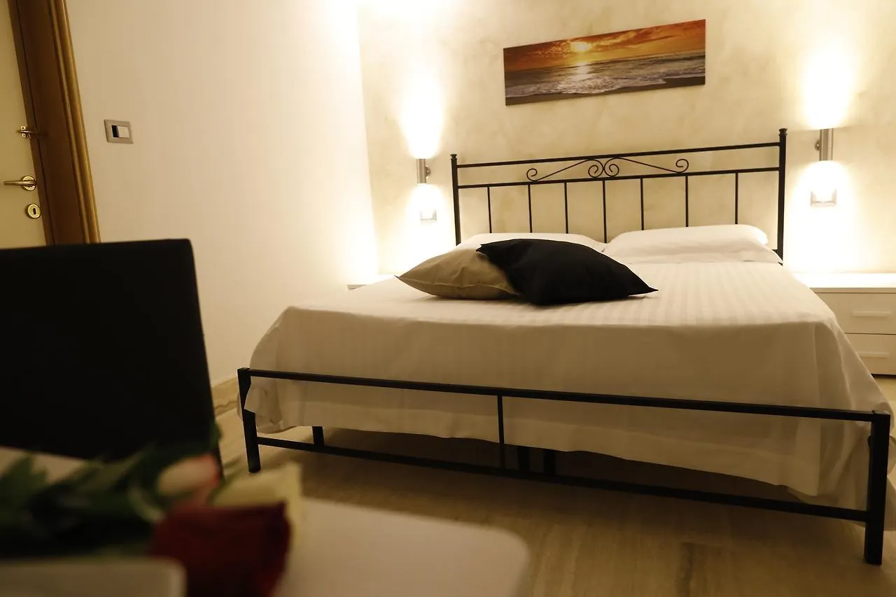*** Bed & Breakfast B&B Liberty 900 Catania Italy